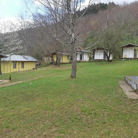 Cosy Bungalow In A Lovely Village Pensjonat